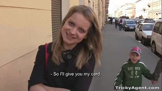 Mamitaka Agent - Ny pussy dia lena, ary mafy