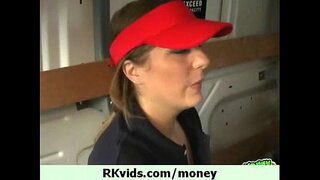 Pàigheadh airson sàr-nude buidheann 29