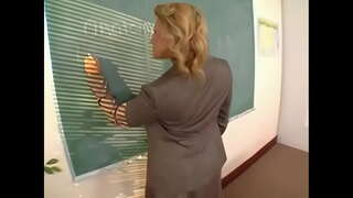 Guineu Professor folla BBC Estudiant