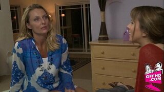 Сензуалне лезбејке 0665