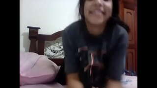 Rosalatina beroa grabaketa bere eskuko telefonoa