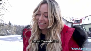 Umum Agen Eropah sexbomb Jennifer Amílton jinis ing kursi kulit