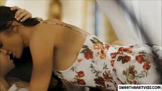 Лесбийский секс менен милфой жана молоденькой блондинкой