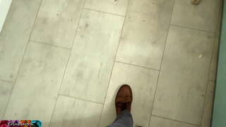 Blond groot tietie sekretaris gee vir baas&#039;n blowjob