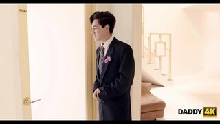 DADDY4K. Nuostabus sekso scena-senas tėtis, ir jo (s.&#039;s graži nuotaka