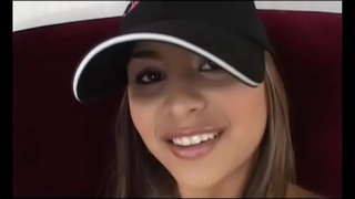 Wunderschöne jonk Brünette babe mat frechen Titten a schräge Aen Michelle Maylene géif Reiten grousse Schwanz vun der weltwäit bekannter fucker Manuel Ferrera