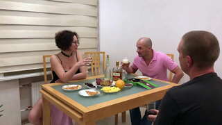 Ikki yigit sobiq sinfdoshini sikdi (1-qism)